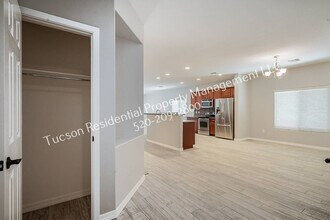 7334 E Alderberry St in Tucson, AZ - Building Photo - Building Photo