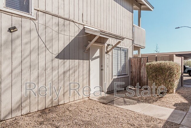 6134 W Morten Ave in Glendale, AZ - Building Photo - Building Photo