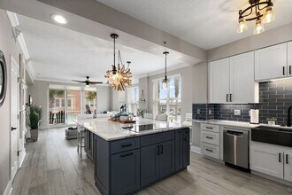 1126 1st St N in Jacksonville Beach, FL - Building Photo - Building Photo