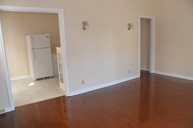 964 Marview Ave, Unit 2 in Los Angeles, CA - Foto de edificio - Building Photo