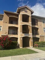 11631 SW 2nd St, Unit 20107 in Pembroke Pines, FL - Building Photo