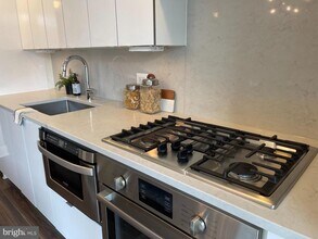 1311 13th St NW in Washington, DC - Building Photo - Building Photo