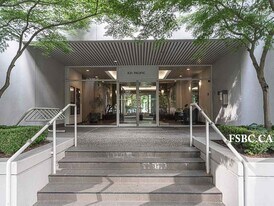 431 Pacific St in Vancouver, BC - Building Photo