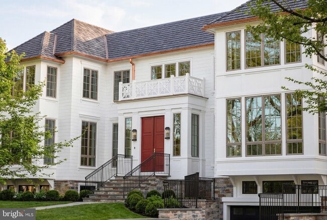 5042 Overlook Rd NW in Washington, DC - Building Photo - Building Photo