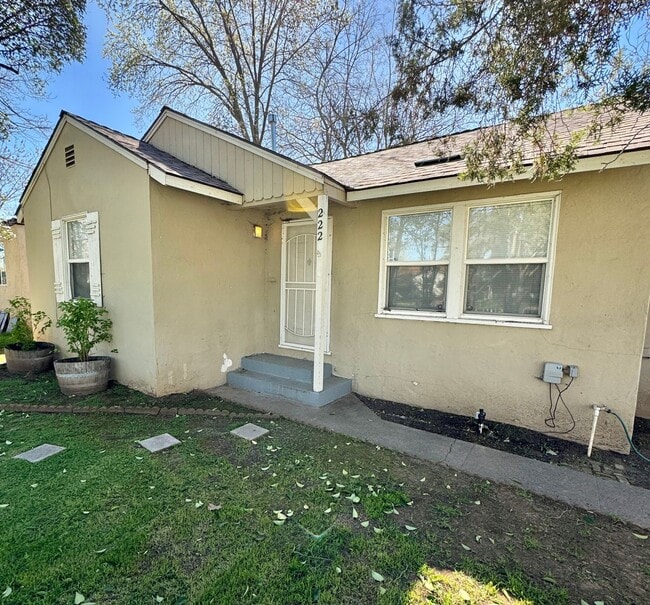property at 220 El Camino Ave