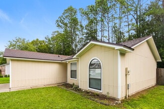 8050 Cumberland Gap Trail in Jacksonville, FL - Building Photo - Building Photo