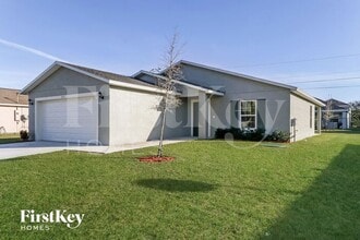 652 SW Jacoby Ave in Port St. Lucie, FL - Building Photo - Building Photo