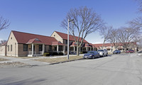 Parklawn in Milwaukee, WI - Foto de edificio - Building Photo