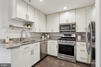 133 Chevy Chase St in Gaithersburg, MD - Building Photo - Building Photo