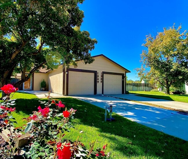 property at 1305 E Boise Ave