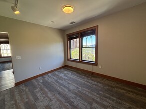 54 E Mill St, Unit Lofts on Summit Street in Akron, OH - Building Photo - Building Photo