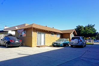 935 Alamitos Ave in Long Beach, CA - Building Photo - Building Photo