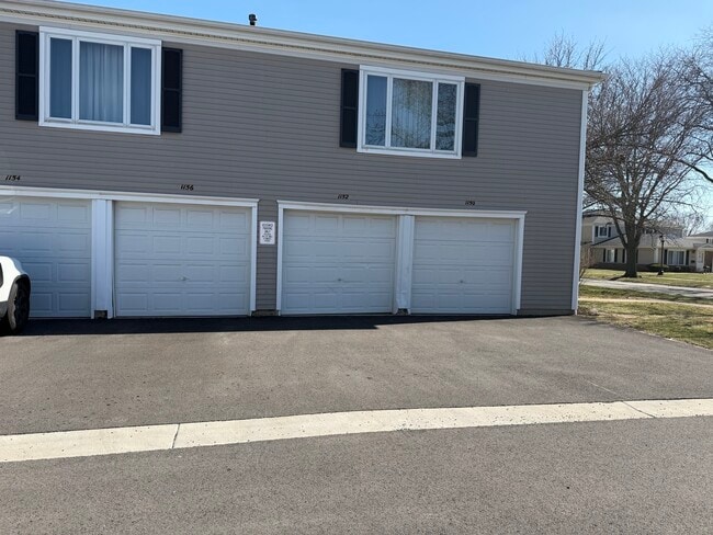 1152 Cove Dr in Prospect Heights, IL - Building Photo - Building Photo