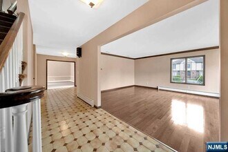 23 Bohnert Pl in Waldwick, NJ - Building Photo - Building Photo