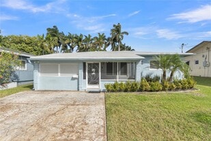 211 SE 1st Ter in Dania Beach, FL - Building Photo