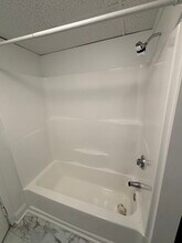 119 Freeman St, Unit UB in Brookline, MA - Foto de edificio - Building Photo