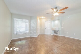 945 Kenbar St in Haines City, FL - Foto de edificio - Building Photo