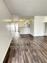 485 Chestnut Ave in Carlsbad, CA - Building Photo - Building Photo