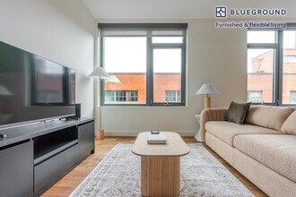 1212 4th St SE in Washington, DC - Foto de edificio - Building Photo