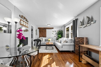 1945 Camp Greene St in Charlotte, NC - Building Photo - Building Photo