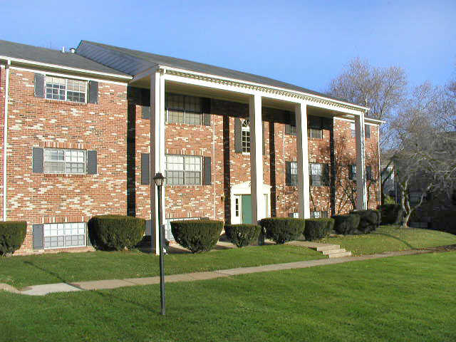 Heritage Court in Wilmington, DE - Building Photo