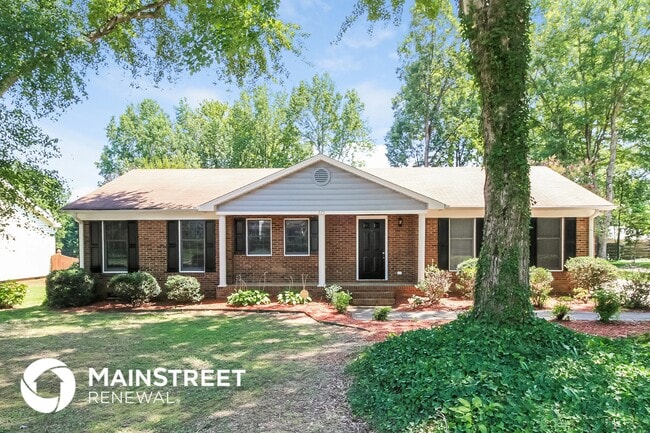 property at 326 Traceway Rd