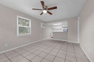 5109 Curry Ford Rd in Orlando, FL - Building Photo - Building Photo