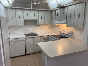 2017 NW 46th Ave in Lauderhill, FL - Building Photo - Building Photo