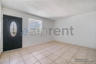 2018 W Cactus Rd in Phoenix, AZ - Building Photo - Building Photo