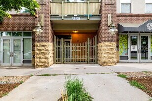 837 E 17th Ave in Denver, CO - Building Photo