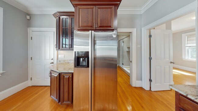 32 Ward St, Unit 3 in Boston, MA - Building Photo - Building Photo