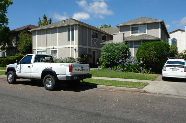 1665 Brookvale Dr in San Jose, CA - Building Photo - Building Photo