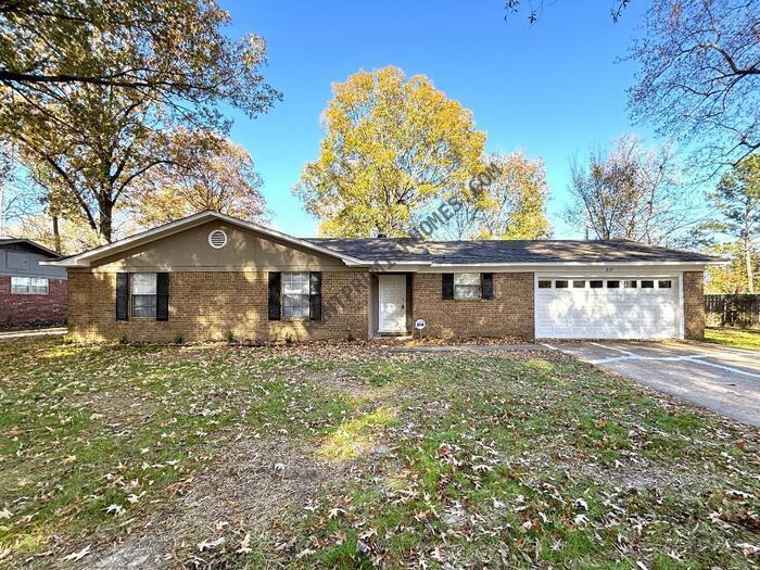 231 Indian Trail in Searcy, AR - Building Photo