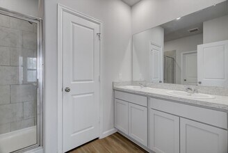 16517 Opportunity Wy in Porter, TX - Building Photo - Building Photo