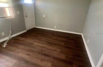 2025 7th St S in St. Petersburg, FL - Building Photo - Building Photo