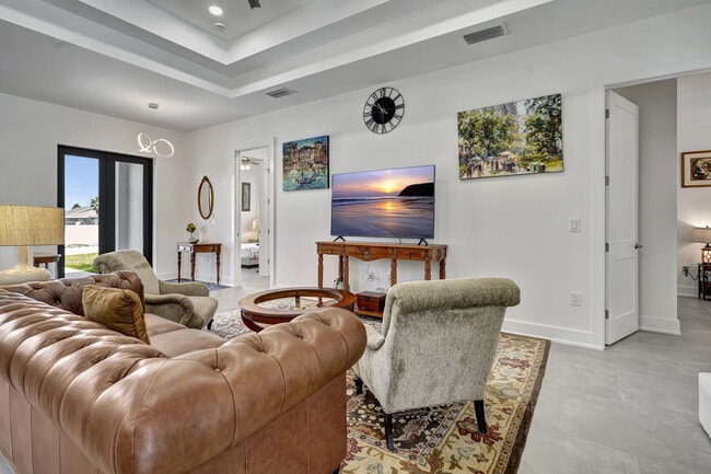 9040 Carolina St in Bonita Springs, FL - Building Photo - Building Photo