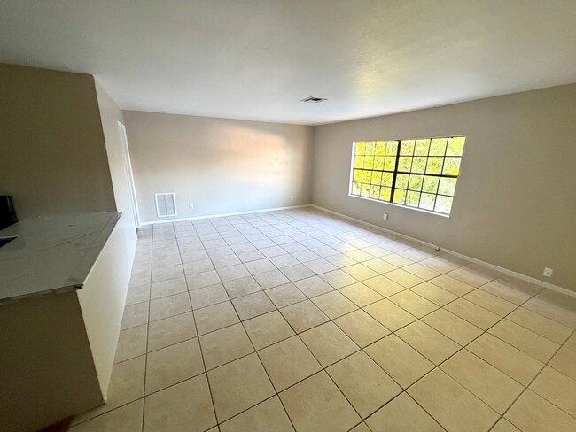 2504 Ave O NW, Unit A Upstairs