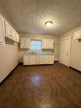 6511 Clifford St in Pittsburgh, PA - Building Photo - Building Photo