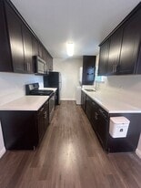 1305 N Garfield in Pasadena, CA - Building Photo