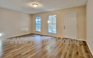 7201 Arlington Expy in Jacksonville, FL - Building Photo - Building Photo
