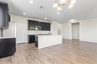 332 Spotted Rail Rdg in Leander, TX - Building Photo - Building Photo