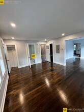 10 Lawrence St, Unit 1 in Watertown, MA - Building Photo - Building Photo