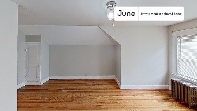 property at 61 Putnam Rd
