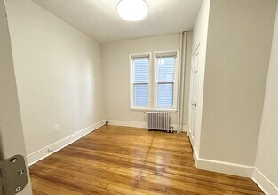 151 E Cottage St in Boston, MA - Building Photo - Building Photo