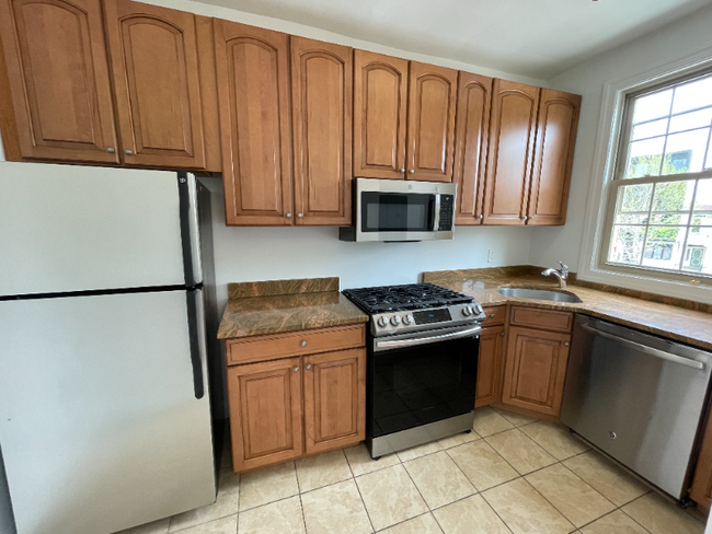 property at 1111 Lamont St NW