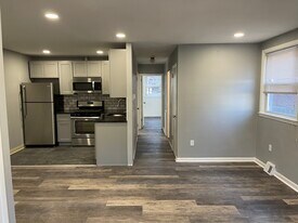 7038 Valley Ave, Unit 1 in Philadelphia, PA - Building Photo