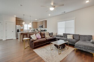 372 Arch St in Athens, GA - Building Photo - Building Photo