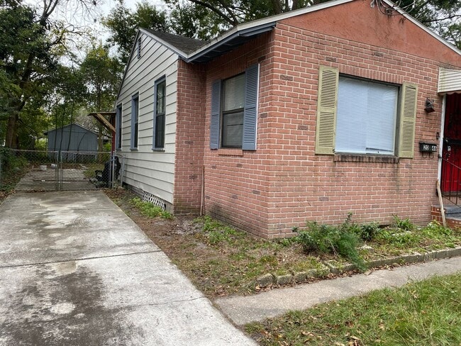 property at 2046 W 17th St