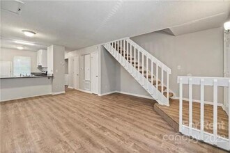 3916 Briarhill Dr in Charlotte, NC - Building Photo - Building Photo