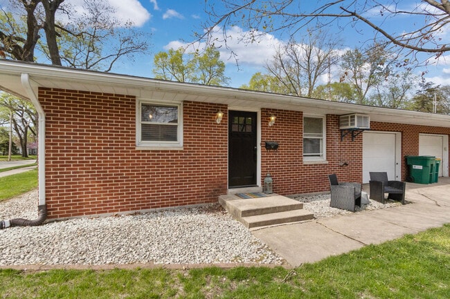 309 S Joliet St in Wilmington, IL - Building Photo - Building Photo